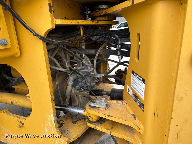 image for item DV2707 2013 John Deere 644K wheel loader