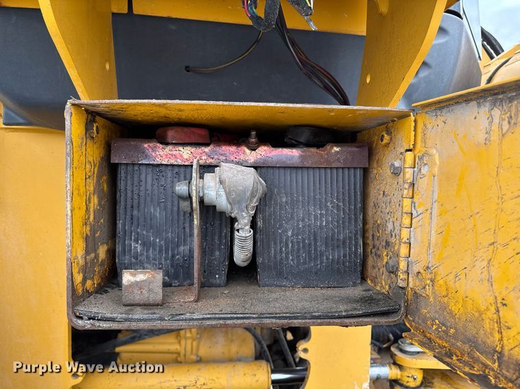 image for item DV2707 2013 John Deere 644K wheel loader