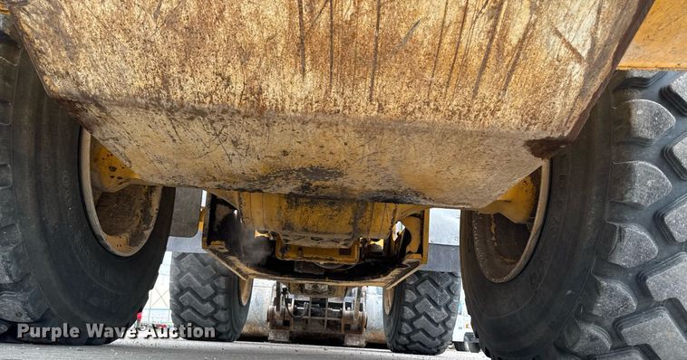 image for item DV2707 2013 John Deere 644K wheel loader