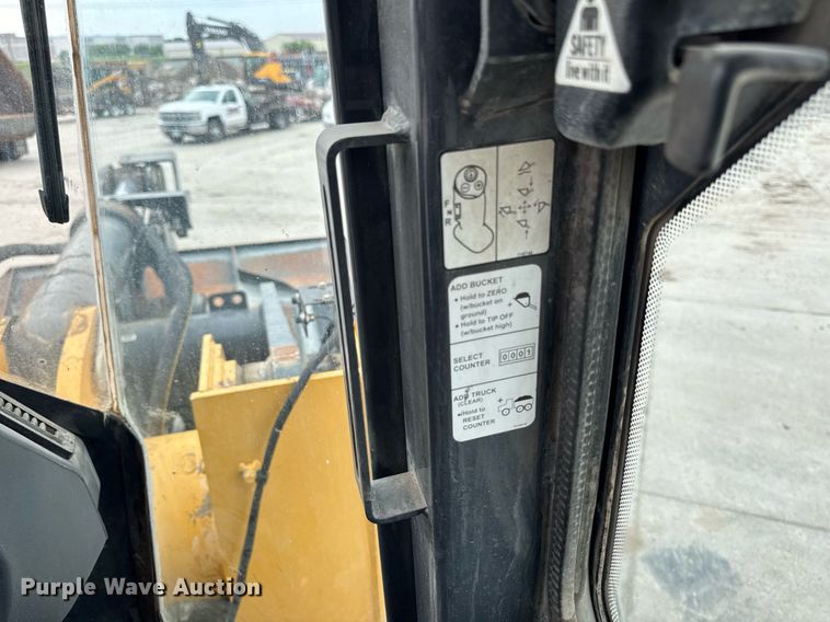 image for item DV2707 2013 John Deere 644K wheel loader