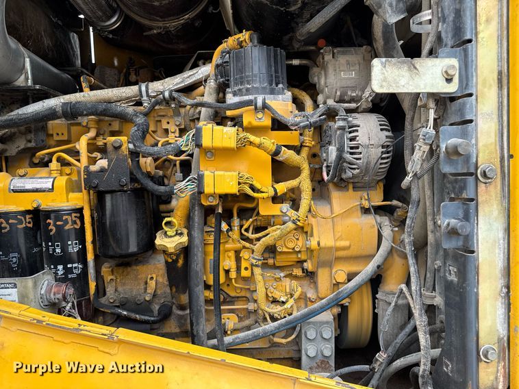 image for item DV2707 2013 John Deere 644K wheel loader