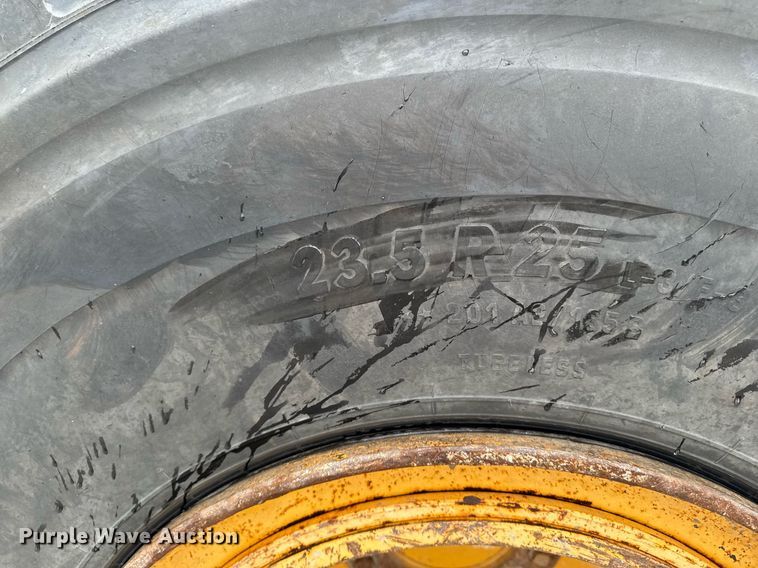 image for item DV2707 2013 John Deere 644K wheel loader