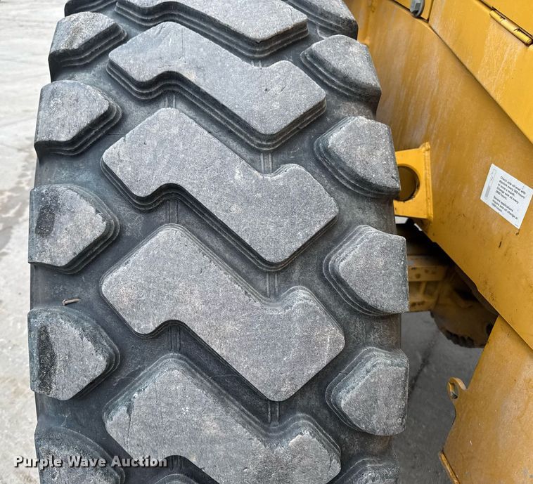 image for item DV2707 2013 John Deere 644K wheel loader