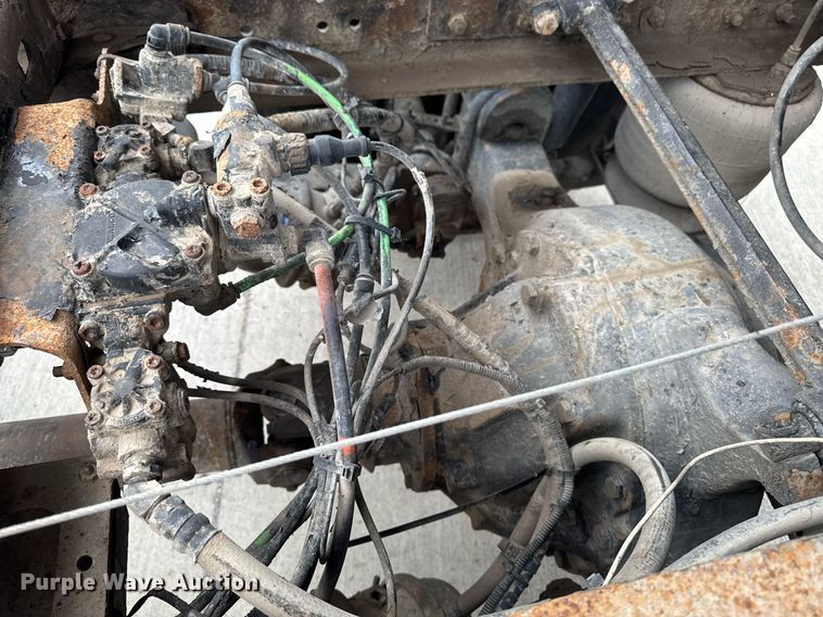 image for item DV2708 2004 Freightliner Business Class M2 dump truck