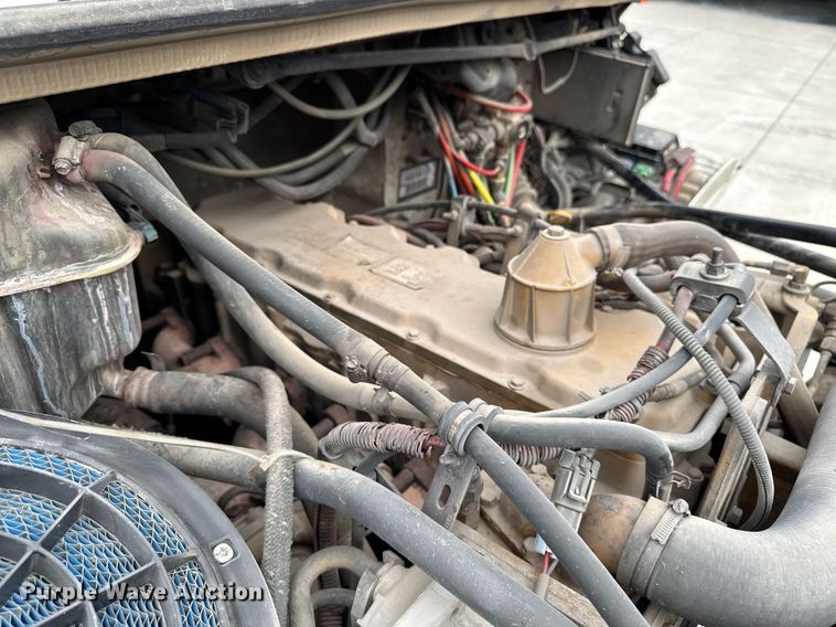 image for item DV2708 2004 Freightliner Business Class M2 dump truck