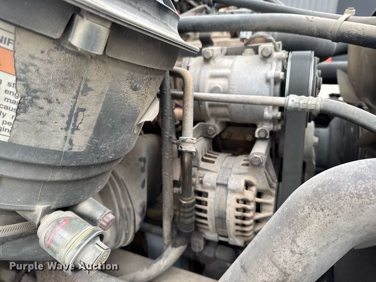 image for item DV2708 2004 Freightliner Business Class M2 dump truck