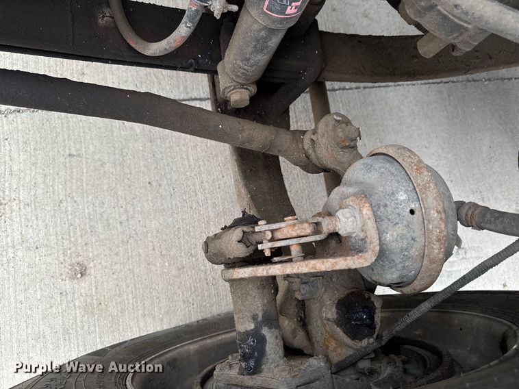 image for item DV2708 2004 Freightliner Business Class M2 dump truck