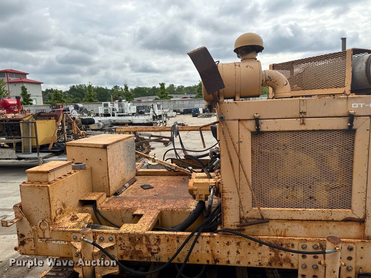 image for item DV2710 Gomaco GT-6000-120 paver