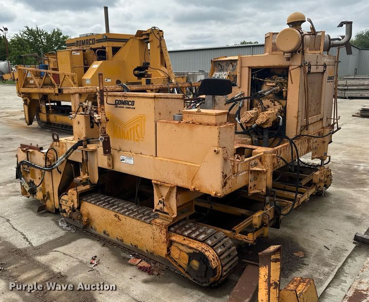 image for item DV2710 Gomaco GT-6000-120 paver