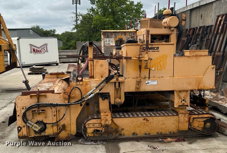 image for item DV2710 Gomaco GT-6000-120 paver