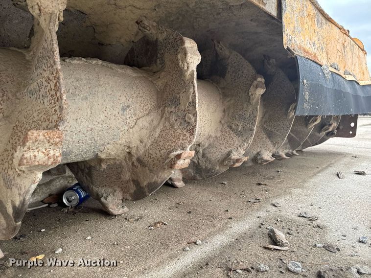 image for item DV2710 Gomaco GT-6000-120 paver