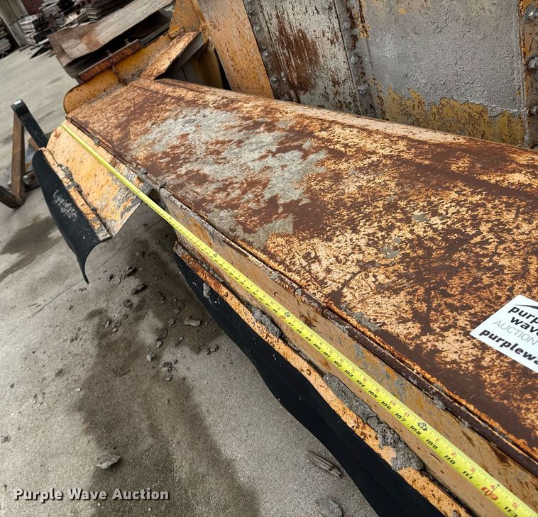 image for item DV2710 Gomaco GT-6000-120 paver