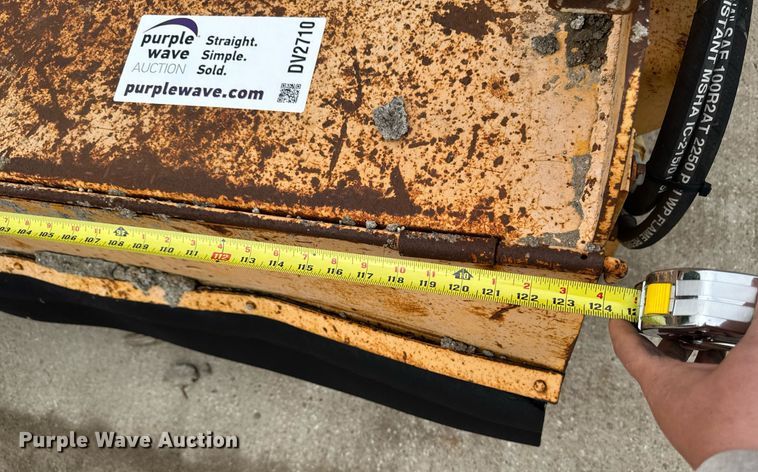 image for item DV2710 Gomaco GT-6000-120 paver