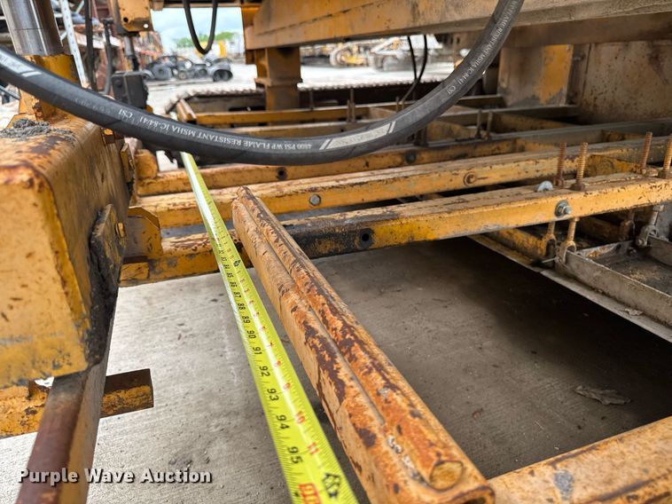 image for item DV2710 Gomaco GT-6000-120 paver