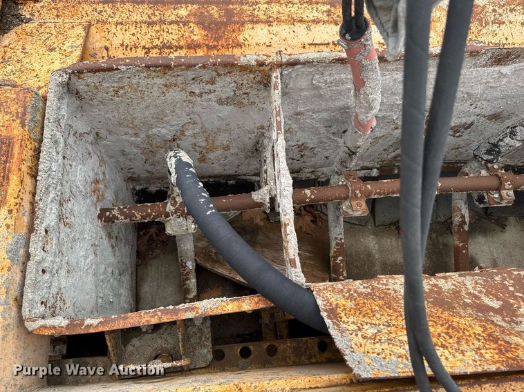 image for item DV2710 Gomaco GT-6000-120 paver