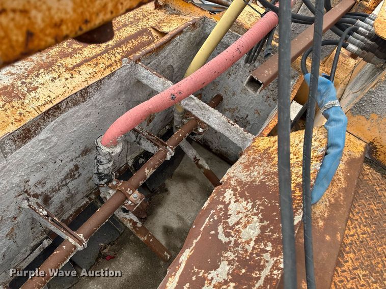 image for item DV2710 Gomaco GT-6000-120 paver