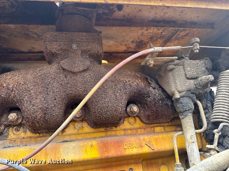 image for item DV2710 Gomaco GT-6000-120 paver