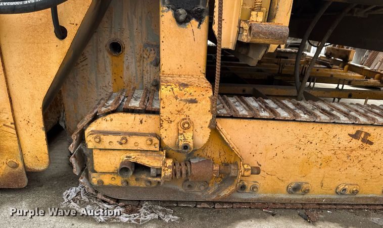 image for item DV2710 Gomaco GT-6000-120 paver