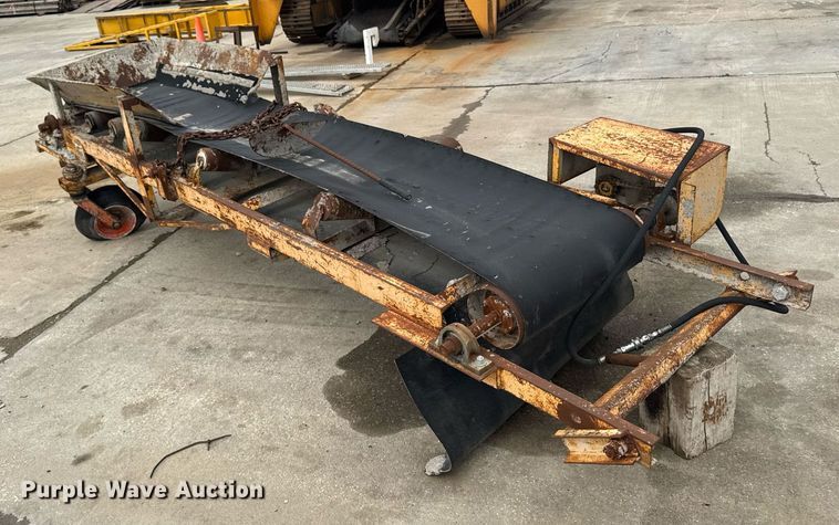 image for item DV2710 Gomaco GT-6000-120 paver