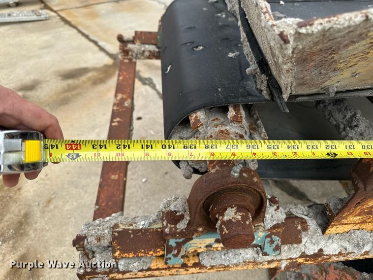 image for item DV2710 Gomaco GT-6000-120 paver