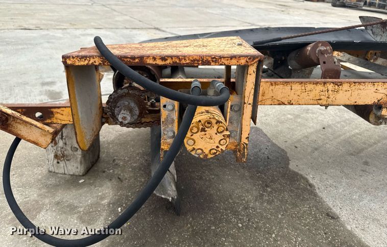 image for item DV2710 Gomaco GT-6000-120 paver