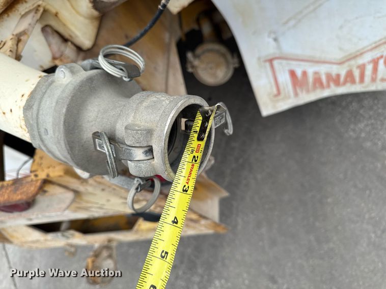 image for item DV2712 1979 Ford 8000 water truck