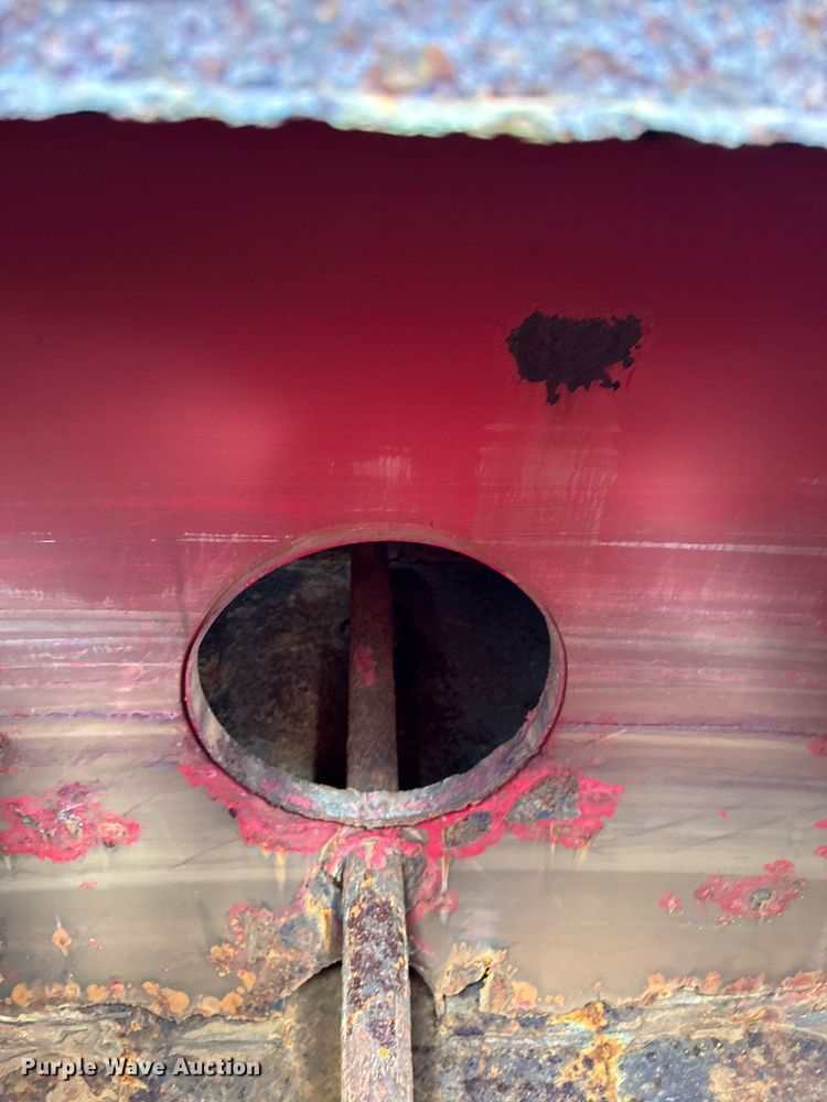 image for item DV2712 1979 Ford 8000 water truck