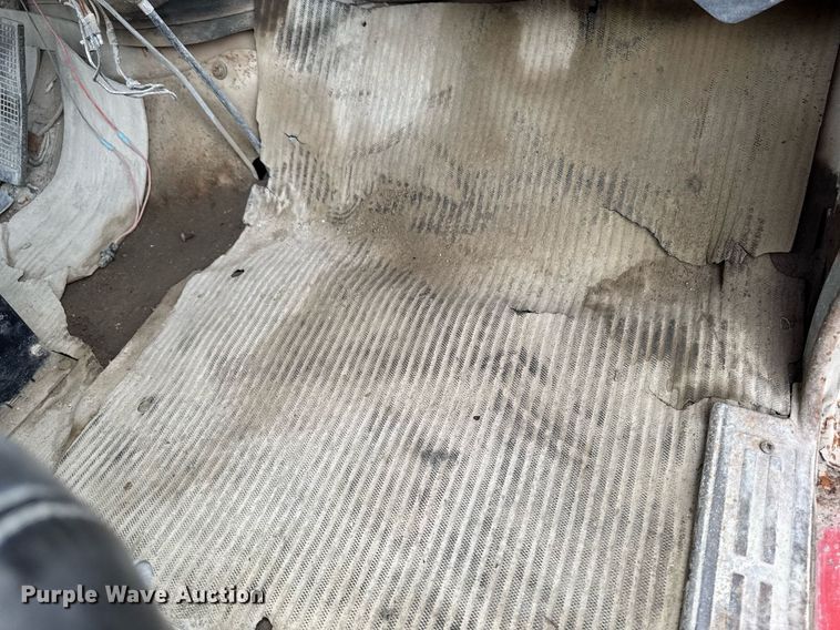 image for item DV2712 1979 Ford 8000 water truck