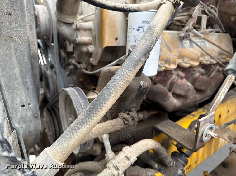 image for item DV2712 1979 Ford 8000 water truck