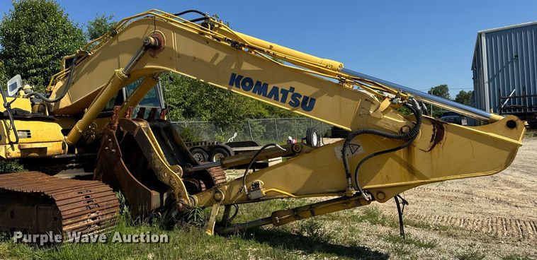 image for item DV4051 2006 Komatsu PC220LC-8 excavator