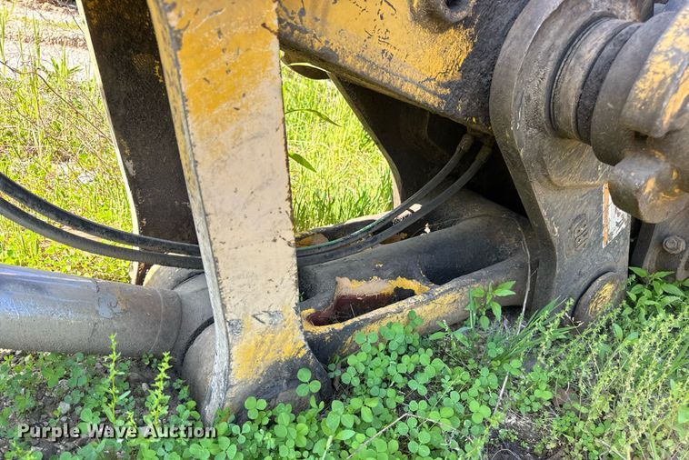 image for item DV4051 2006 Komatsu PC220LC-8 excavator