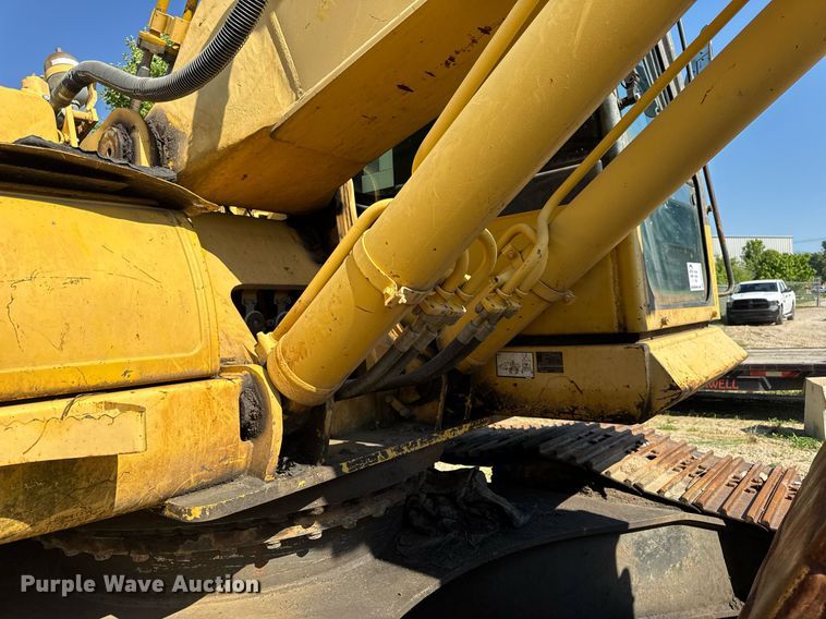 image for item DV4051 2006 Komatsu PC220LC-8 excavator