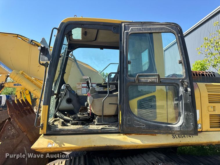 image for item DV4051 2006 Komatsu PC220LC-8 excavator