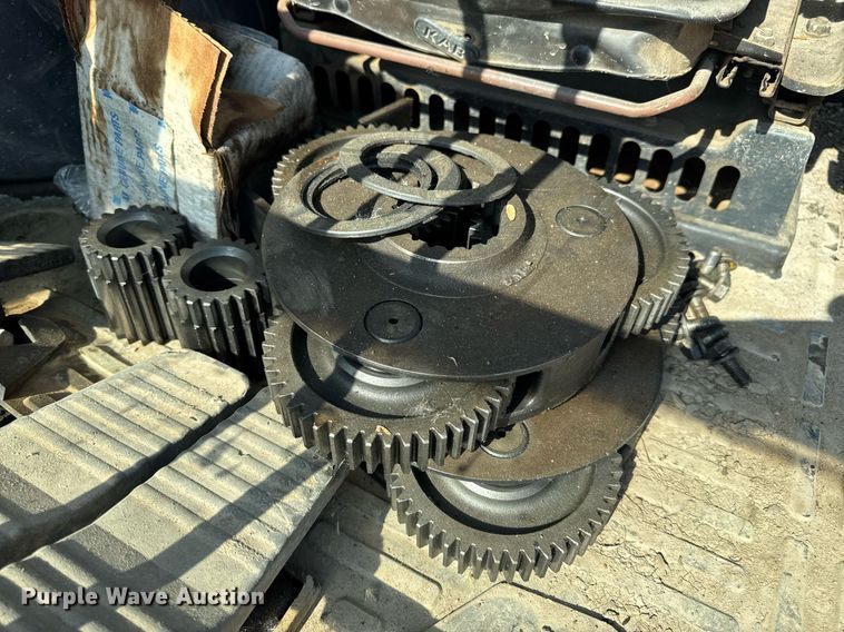 image for item DV4051 2006 Komatsu PC220LC-8 excavator