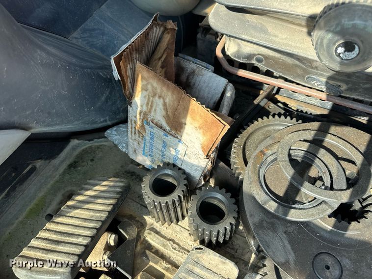 image for item DV4051 2006 Komatsu PC220LC-8 excavator