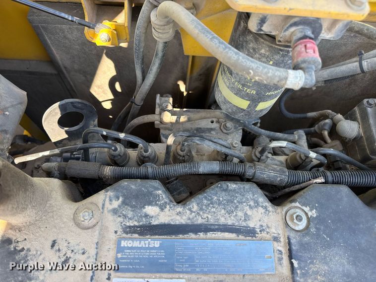 image for item DV4051 2006 Komatsu PC220LC-8 excavator