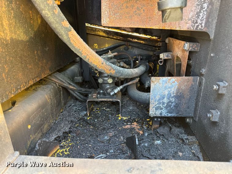 image for item DV4051 2006 Komatsu PC220LC-8 excavator