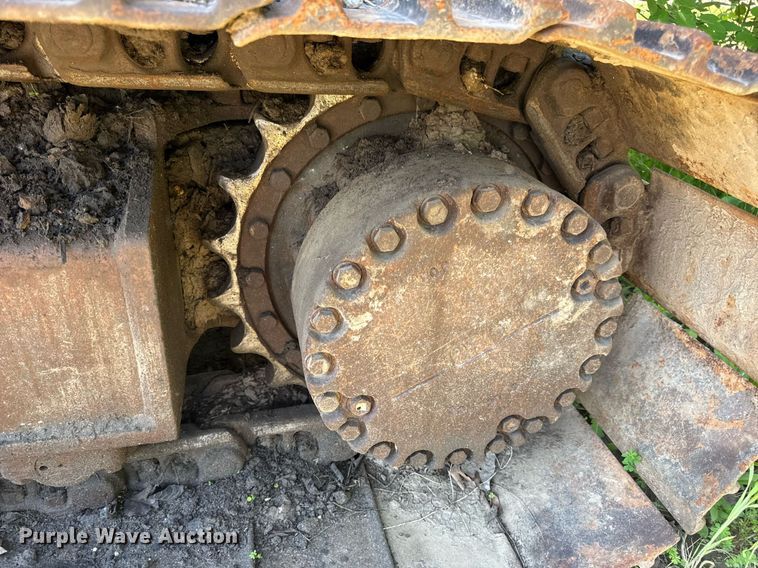 image for item DV4051 2006 Komatsu PC220LC-8 excavator