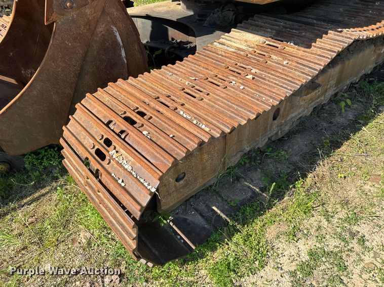 image for item DV4051 2006 Komatsu PC220LC-8 excavator