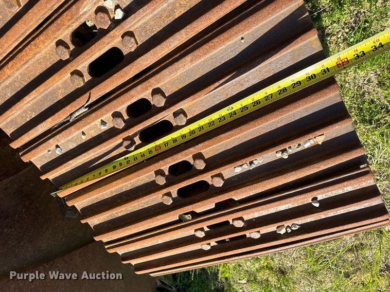 image for item DV4051 2006 Komatsu PC220LC-8 excavator