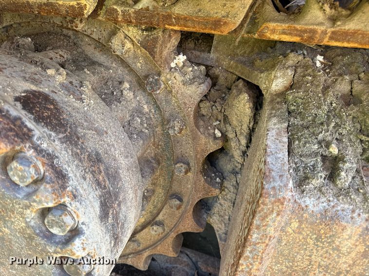 image for item DV4051 2006 Komatsu PC220LC-8 excavator