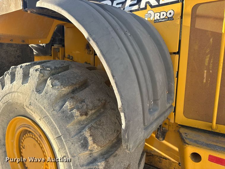 image for item DV4052 2009 John Deere 844K wheel loader