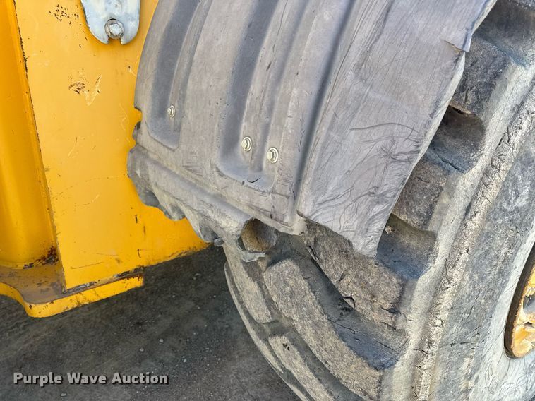 image for item DV4052 2009 John Deere 844K wheel loader