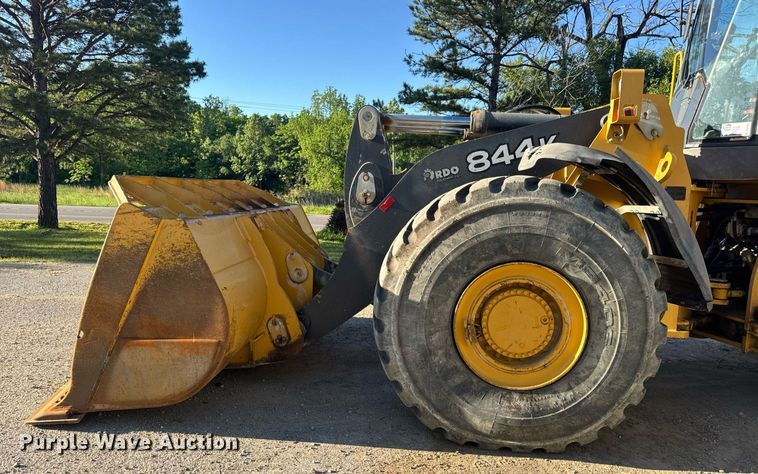 image for item DV4052 2009 John Deere 844K wheel loader