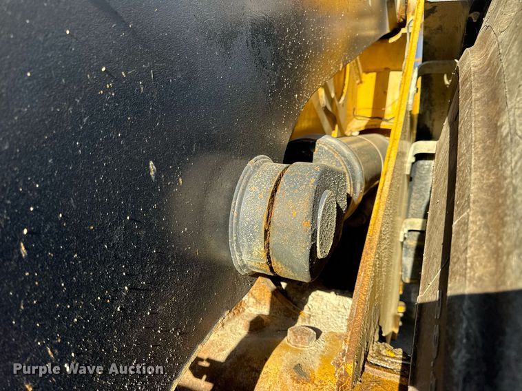 image for item DV4052 2009 John Deere 844K wheel loader