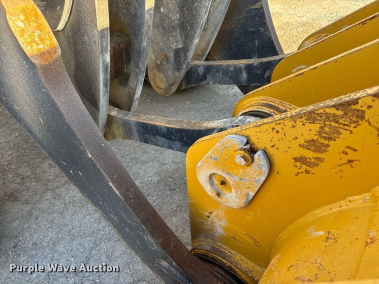 image for item DV4052 2009 John Deere 844K wheel loader