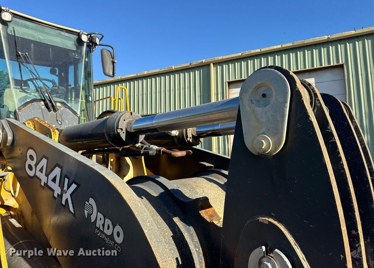 image for item DV4052 2009 John Deere 844K wheel loader