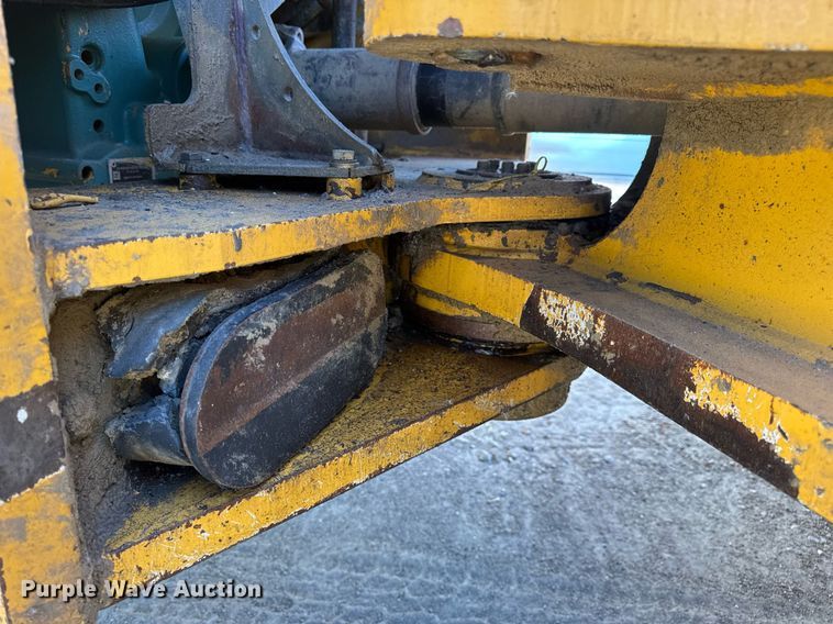 image for item DV4052 2009 John Deere 844K wheel loader