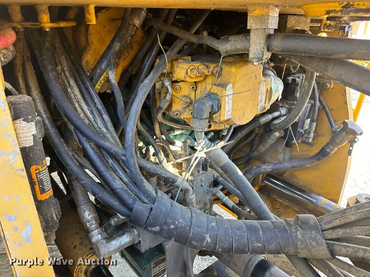 image for item DV4052 2009 John Deere 844K wheel loader