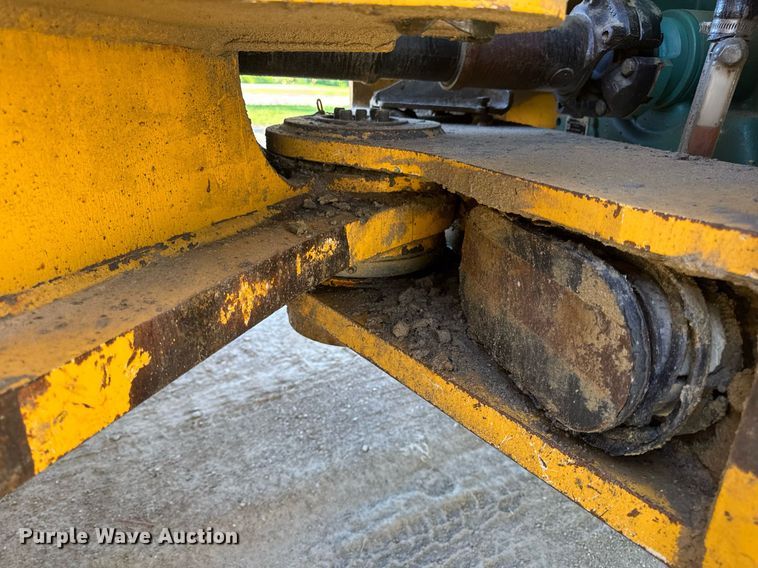 image for item DV4052 2009 John Deere 844K wheel loader